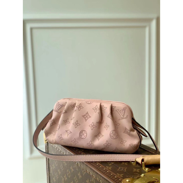 Louis Vuitton Scala Handbags-23*12.5*5CM