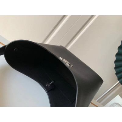 Louis Vuitton Lock Me Hobo-29.5*34*16CM