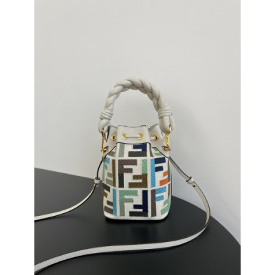 Fendi Mini Mon Tresor Bag -12x18x10CM