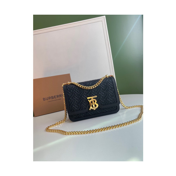 Burberry Small Quilted TB Bag-21*6*16CM