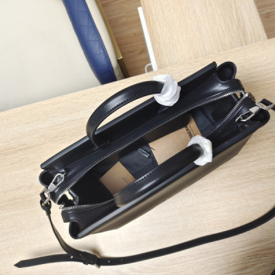 Burberry Tote Bag-28 x 13 x 23CM