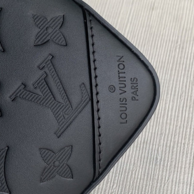 Louis Vuitton Duo Messenger-M69827-27*4.5*18.5CM