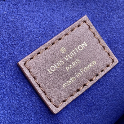 Louis Vuitton Coussin Handbags-26*20*12CM