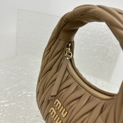 MiuMiu Wander Hobo Bag-20*6*17CM