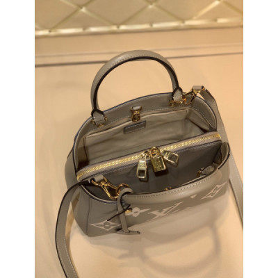 Louis Vuitton Montaigne BB-29*20*13CM