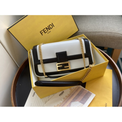 Fendi Medium Baguette Bag-26x15x4CM