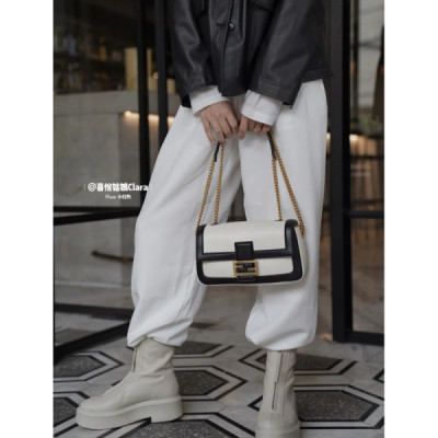 Fendi Medium Baguette Bag-26x15x4CM