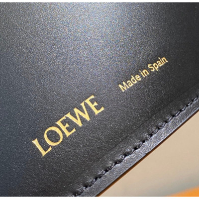 Lowee Moulded Bucket Bag-24*16*12CM