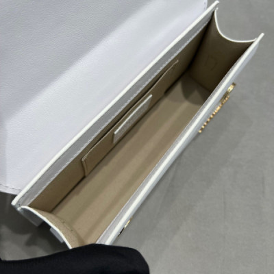 Jacquemus Handbags-21*10*6CM