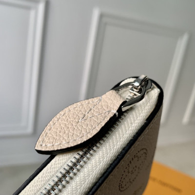 Louis Vuitton Wallet-M81558-11.5 x 10.5 x 2CM