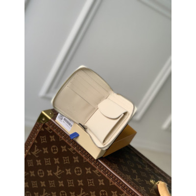 Louis Vuitton Wallet-M81558-11.5 x 10.5 x 2CM