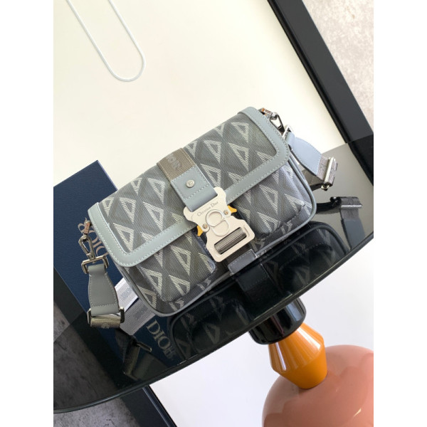 Diro Hit The Road Handbags-27 x 17 x 9CM