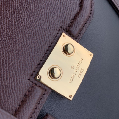 Louis Vuitton Arch Handbags-22*20*13CM