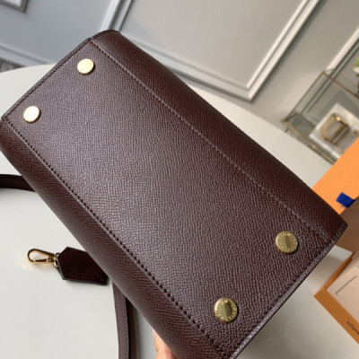 Louis Vuitton Arch Handbags-22*20*13CM