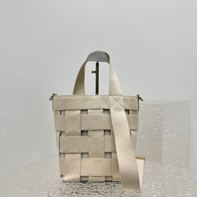 Jacquemus Le Bisou Bag -16*24*14CM