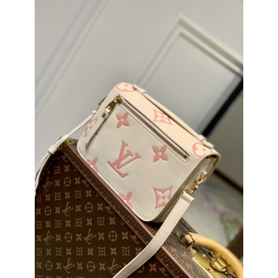 Louis Vuitton Pochette Metis Handbags-25*19*7CM