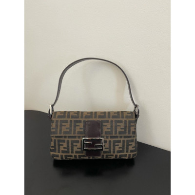 FendI Medium Baguette Bag-26x15x4CM