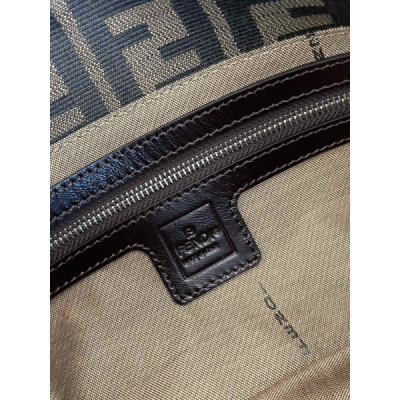 FendI Medium Baguette Bag-26x15x4CM