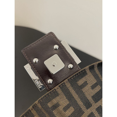 FendI Medium Baguette Bag-26x15x4CM