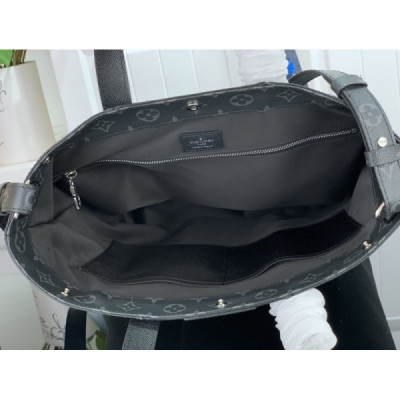 Louis Vuitton Outdoor Handbags-39*35*14.5CM