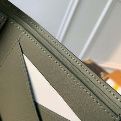 Louis Vuitton Portefeuille Multiple Wallet-11.5 x 9 x 1.5 CM