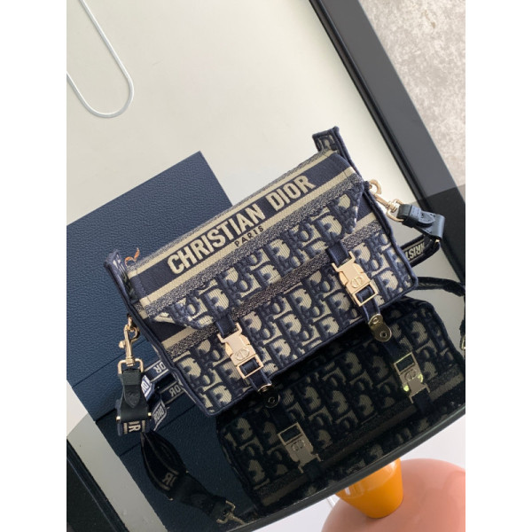 Diro Oblique Messenger Bag-23×15×8CM