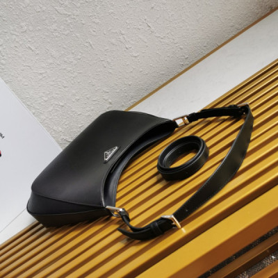 Prada Cleo Handbags-30X18.5X4CM