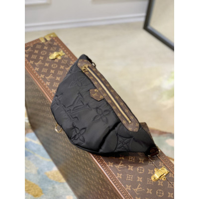 Louis Vuitton Pillow Maxi Bum Bag-44 x 24 x 7CM