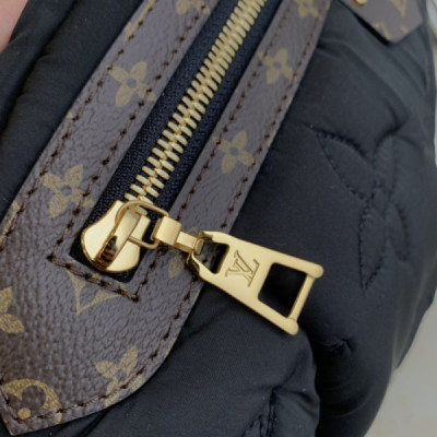 Louis Vuitton Pillow Maxi Bum Bag-44 x 24 x 7CM
