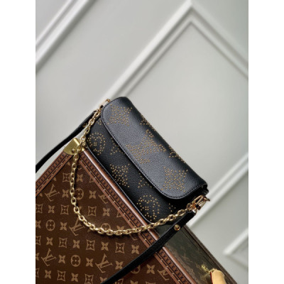 Louis Vuitton Wallet on Chain Ivy-23.5 x 12.0 x 4.3 CM