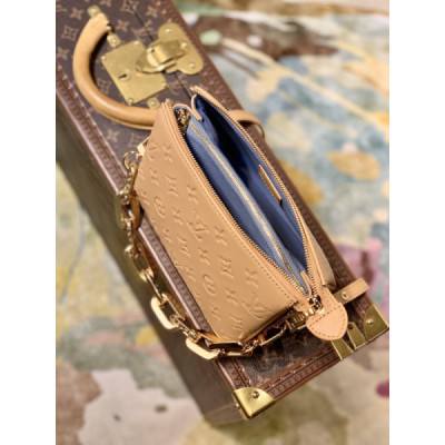 Louis Vuitton Coussin BB Bag-20*16*12 CM
