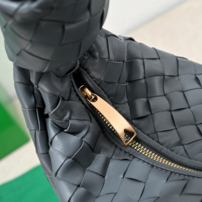 Bottega Veneta Jodie Hobo-40*48*16CM