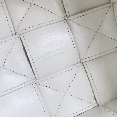 Bottega Veneta Mini Bucket-18*14*14CM