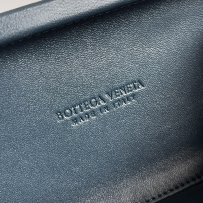 Bottega Veneta Knot  Pouch-20.5*6*12.5CM