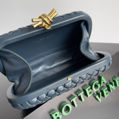 Bottega Veneta Knot  Pouch-20.5*6*12.5CM
