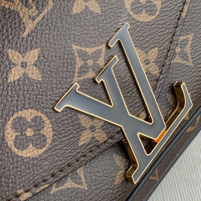Louis Vuitton Compact Chain Bag M45592 -22*17*10CM