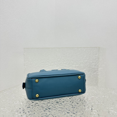 MiuMiu SS23 Softy Padded Bag-22*10*7.5CM