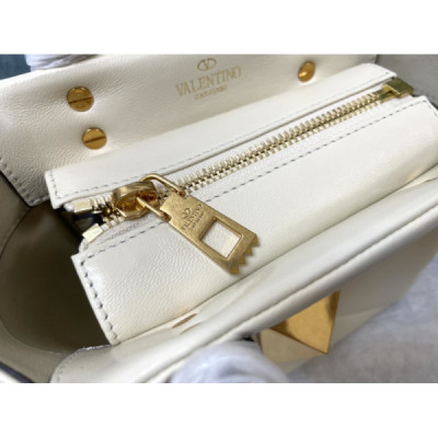 Valentino Garavani Onestud-18.5 x15x11CM