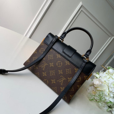 Louis Vuitton Locky BB Bag -21* 17.0*8CM
