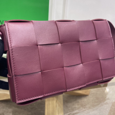 Bottega Veneta Crossbody Bag-23*15*6CM