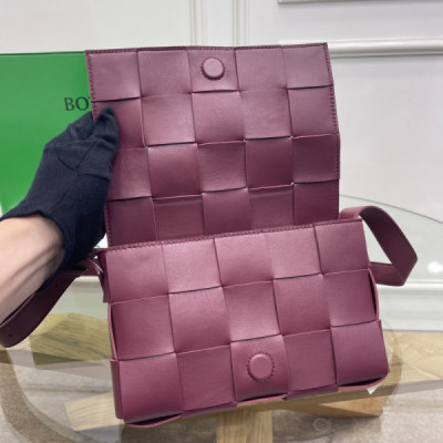Bottega Veneta Crossbody Bag-23*15*6CM