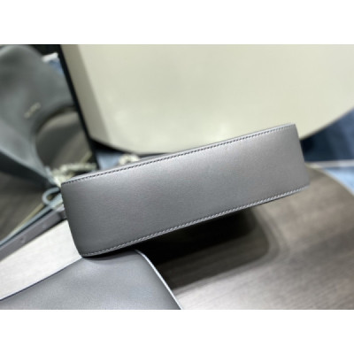 Gienvchy Moon Cut Hobo-25x7x12CM