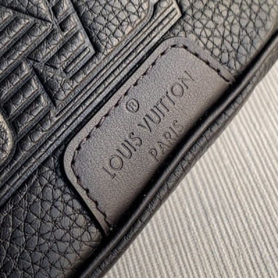 Louis Vuitton Discovery Bumbag-47*20*9CM