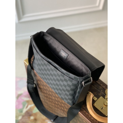 Louis Vuitton District Messenger Bag-M46255-26*20*7CM