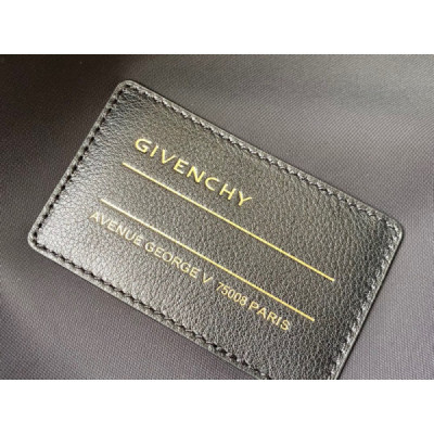 Gienvchy Backpack-28x40x15CM