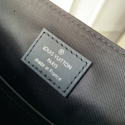 Louis Vuitton District Messenger Bag-M46255-26*20*7CM