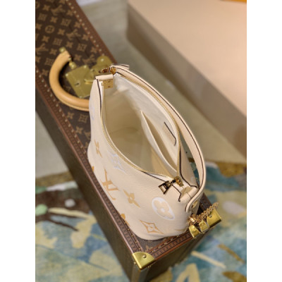 Louis Vuitton Marshmallow Hobo-24*22*13CM