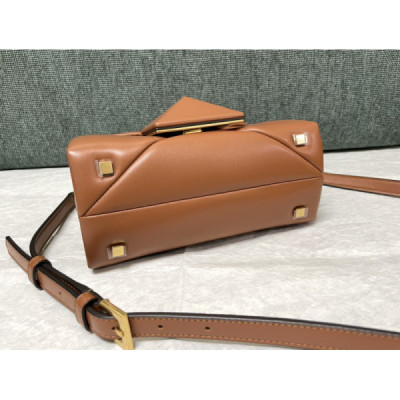 Valentin0 Valentino One Stud-20x13x8.5CM