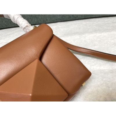 Valentin0 Valentino One Stud-20x13x8.5CM