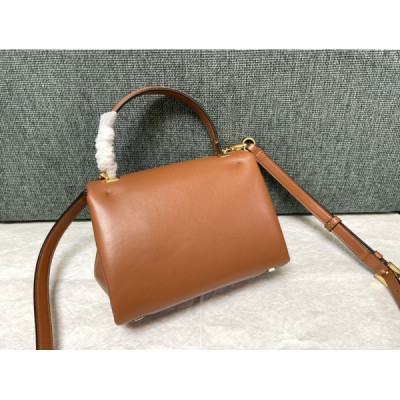 Valentin0 Valentino One Stud-20x13x8.5CM